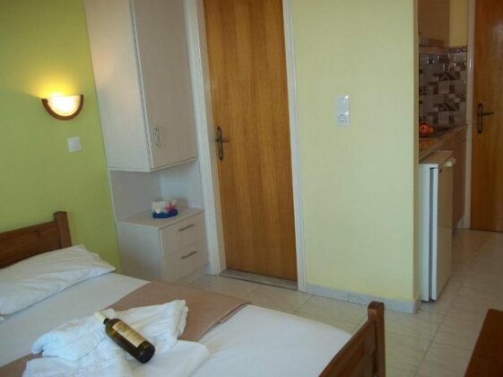 Apartments Filoxenia Zois - Photo2