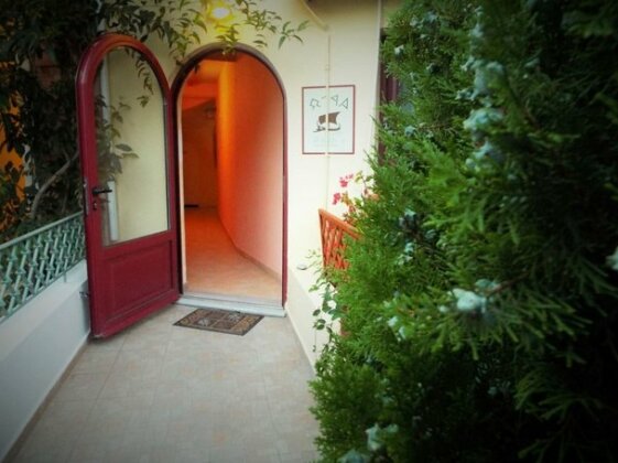 Argo Maisonettes & Suites - Photo2