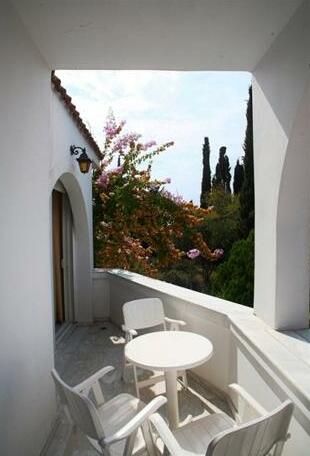 Aris Villas - Photo5