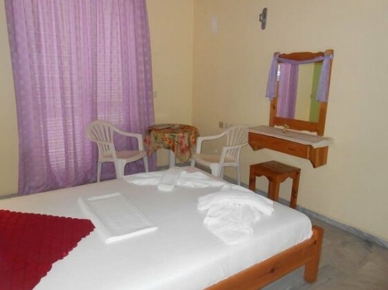 Artemis Pension Lefkada - Photo3