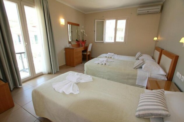 Cosmos Hotel Lefkada - Photo4