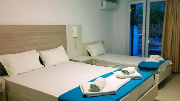 Delfini Hotel - Photo2