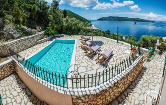 Desimi Villas - Photo2