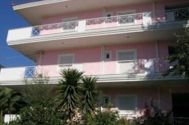 Dionysos Studios Apartments - Photo4