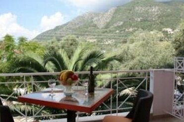 Dionysos Studios Apartments - Photo5