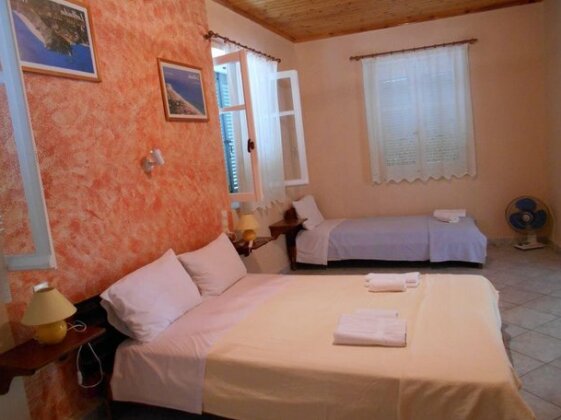 Drymonas Guesthouse - Photo4