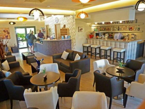 Eleana Boutique Hotel - Photo2
