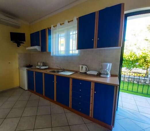 Eleni's Studios Lefkada - Photo2