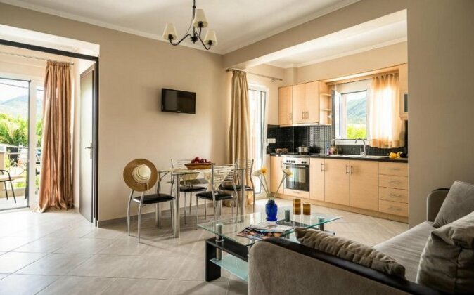 Emily Apartments - Photo2