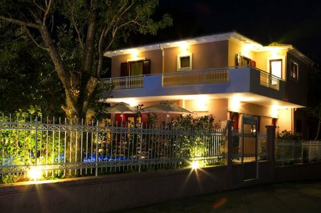 Exanthia Villas