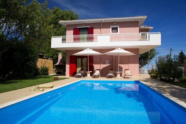 Exanthia Villas - Photo2