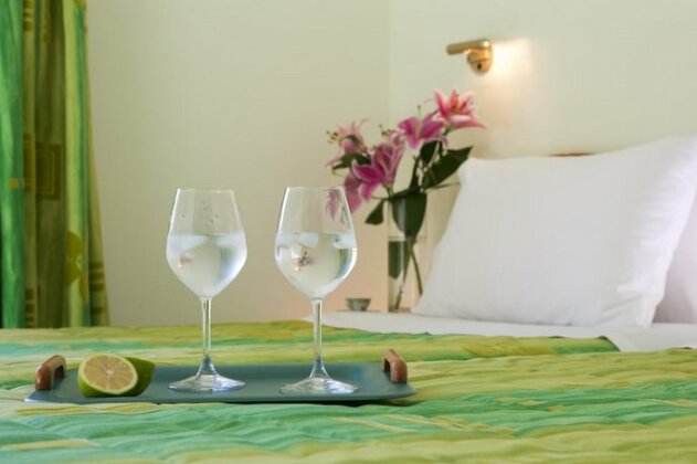 Exanthia Villas - Photo4
