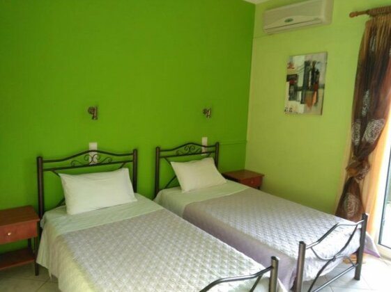Gialos - Photo3