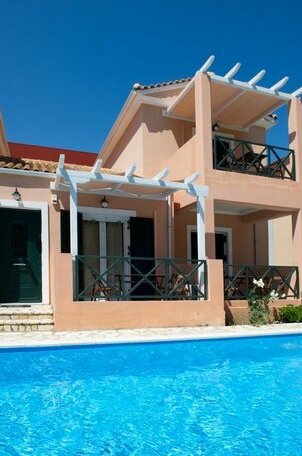 Heliotropia Houses