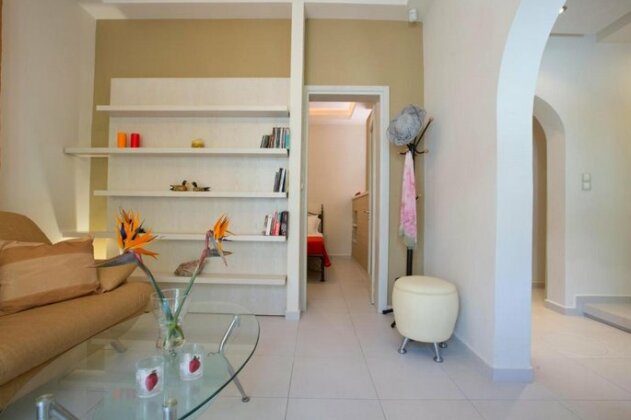 House downtown Lefkada - Photo5