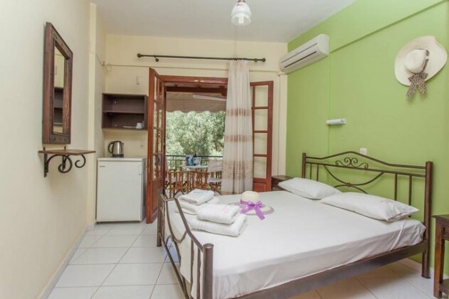 Ionio Sea Poros Studios - Photo3