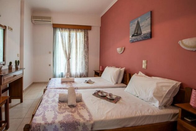 Ionion Maisonettes & Studios - Photo5