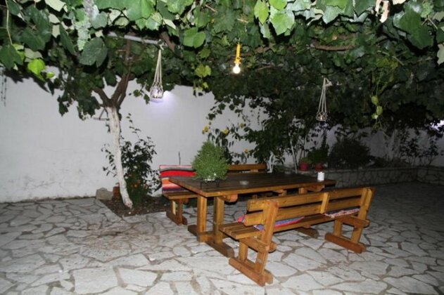 Kondilw Rooms - Photo2