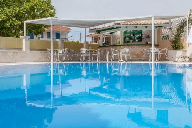 Konstantinos Hotel & Apartments I - Photo2