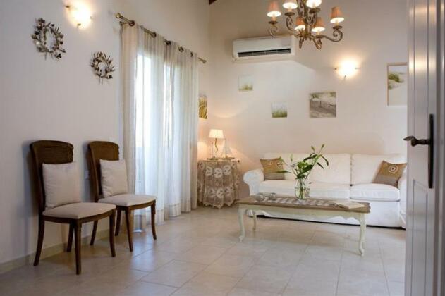Kores Villas - Photo2