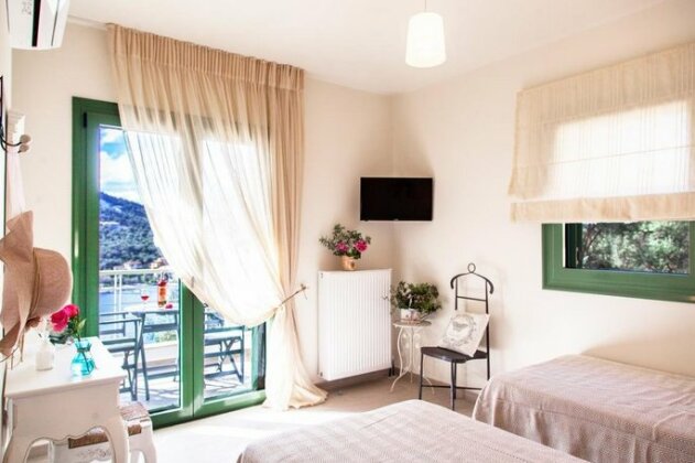Ktima Aniforeli Luxury Villas - Photo5