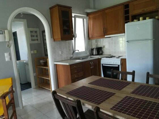Lefkada City Apartment - Photo4