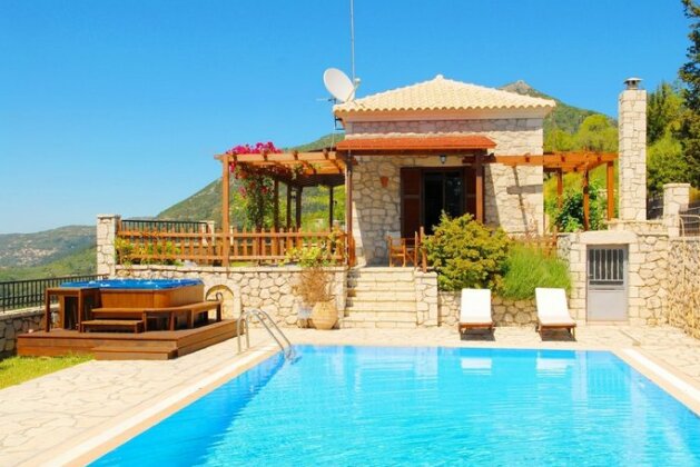 Lefkada Villas - Photo2