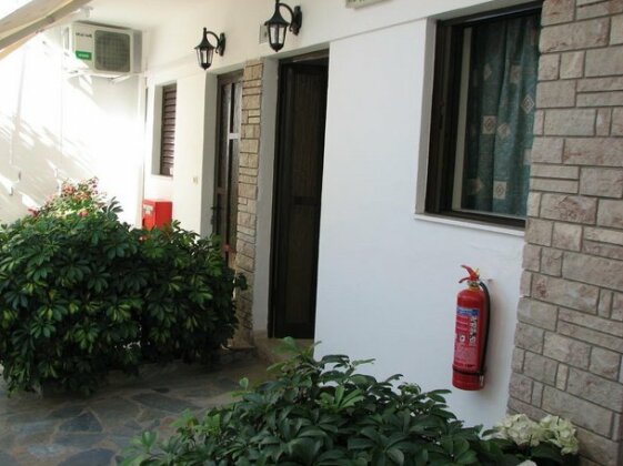Leonidas Studios Lefkada - Photo2