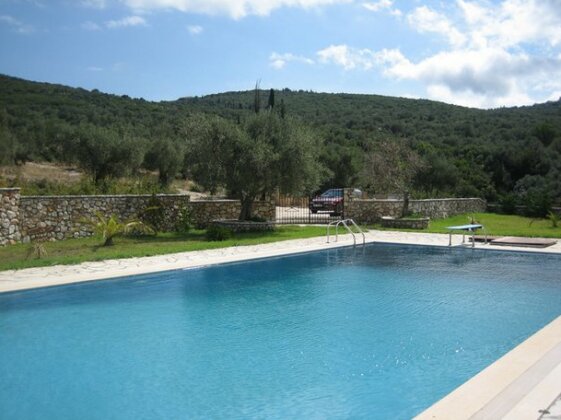 Luxurious villa amazing views with private pool