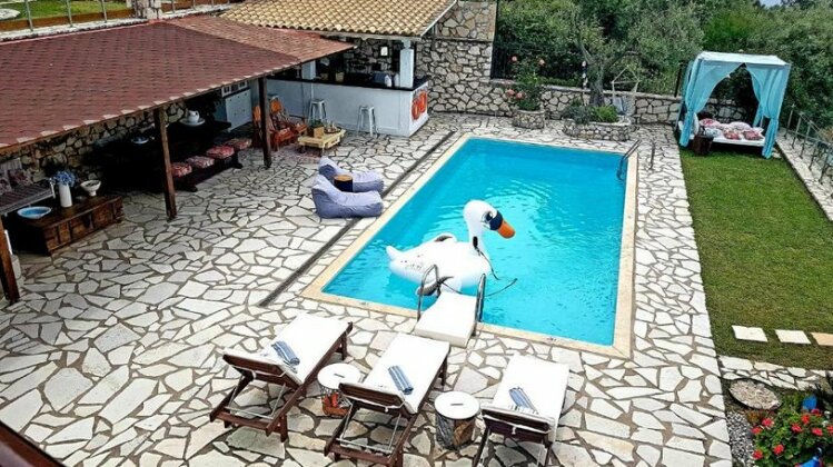Luxury Villa Athina - Photo4