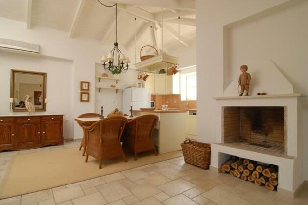 Mylos Seaview Luxury Stone Villas - Photo3