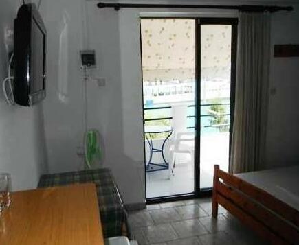 Orfeas Rooms - Photo3