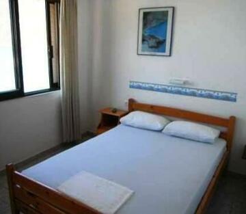 Orfeas Rooms