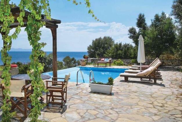 Ostria Lefkada - Photo4