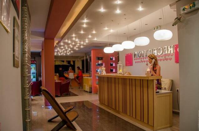 Palmyra Aparthotel - Photo2