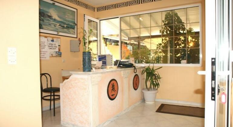 Polyxenis Rooms - Photo3