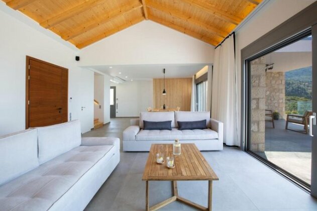 Rachi Sea View Villas - Photo5
