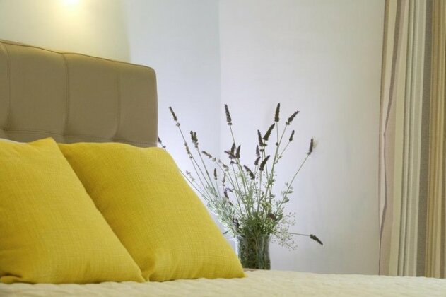 Savinos Rooms - Photo4