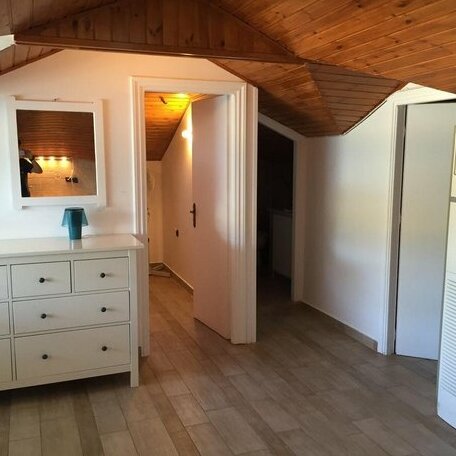 Seaview Traditional Attic - Photo4