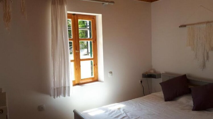 Secret Exanthia Traditional House - Photo3
