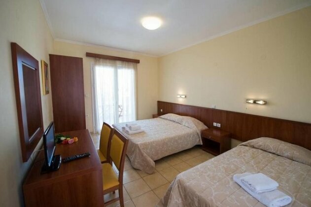Summertime Inn - Photo4