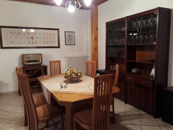 Thomas Traditional House - Photo5