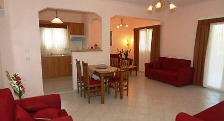 Timothy Apartments Lygia - Photo3