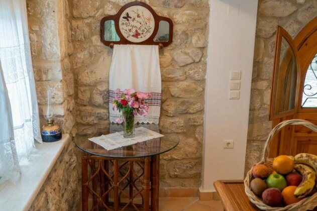 Two Traditional Houses in Lefkada - Photo2