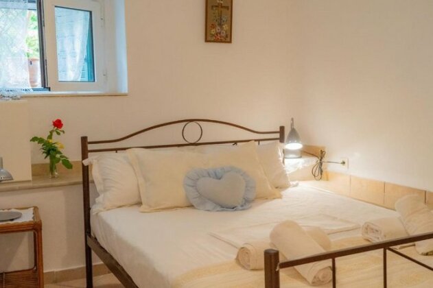 Two Traditional Houses in Lefkada - Photo4