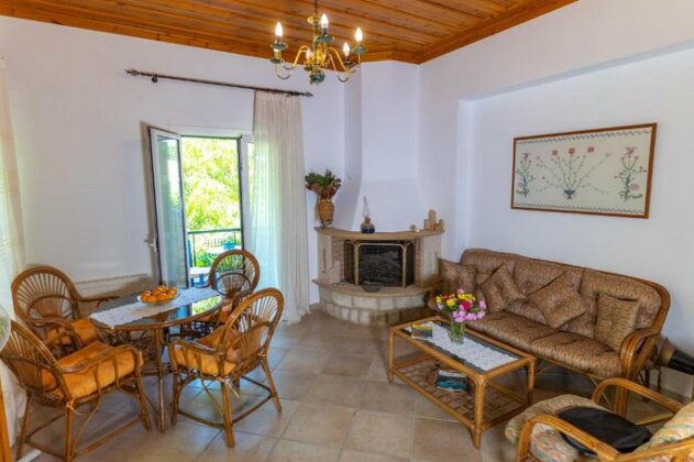 Two Traditional Houses in Lefkada - Photo5