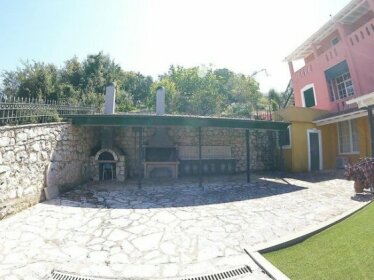 Vasilis House