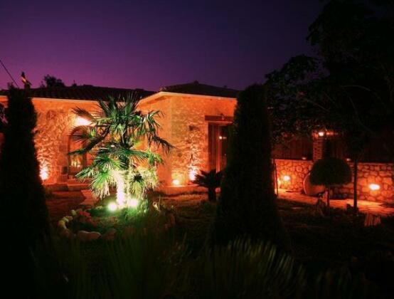 Villa Eleon