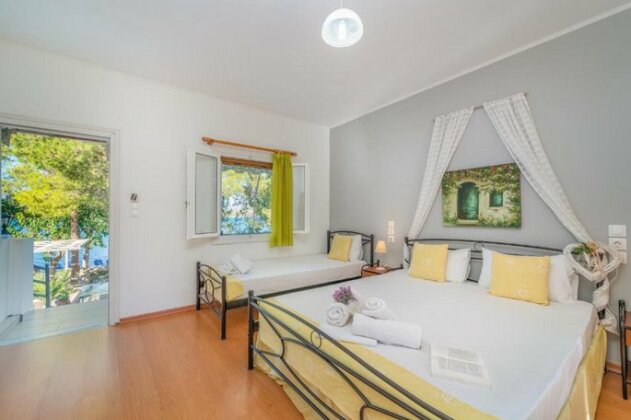 Villa Flisvos - Photo4
