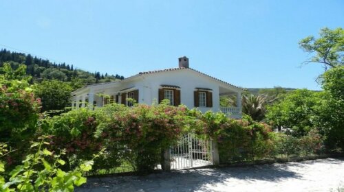 Villa Karidia